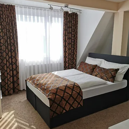 ホテル Art Balkanhof